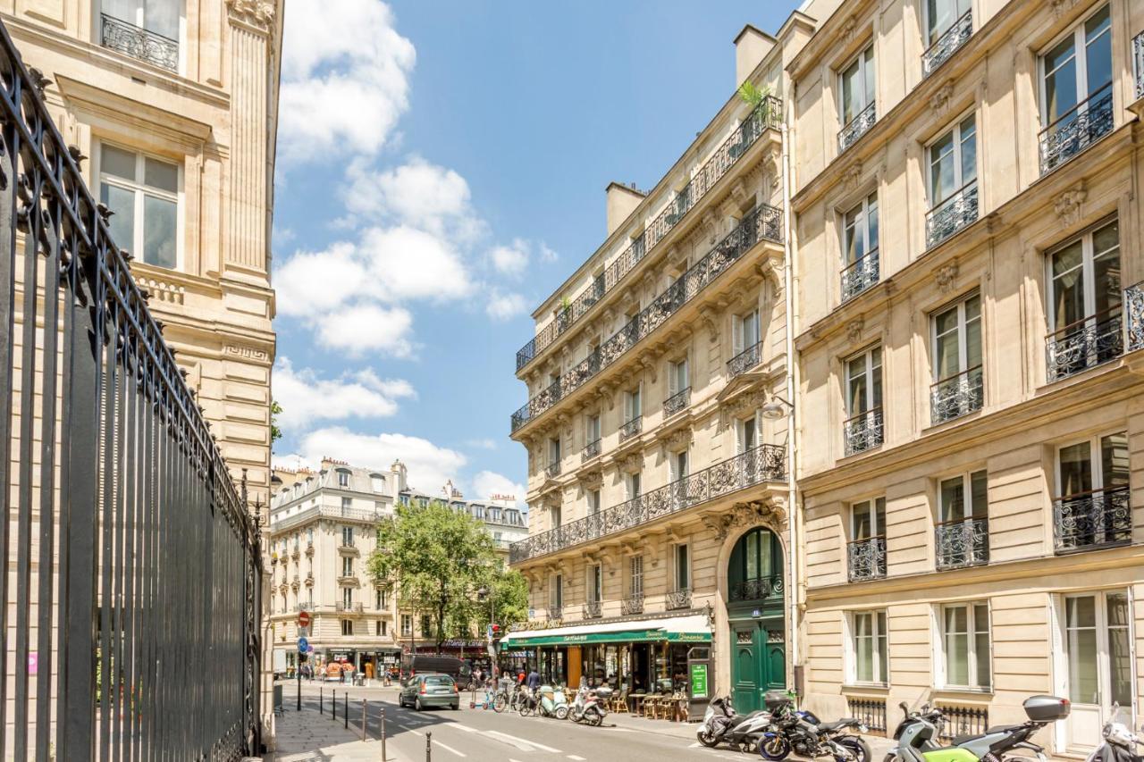 Cosy 4 Bedrooms With Balcony - Champs Elysees Paris Dış mekan fotoğraf